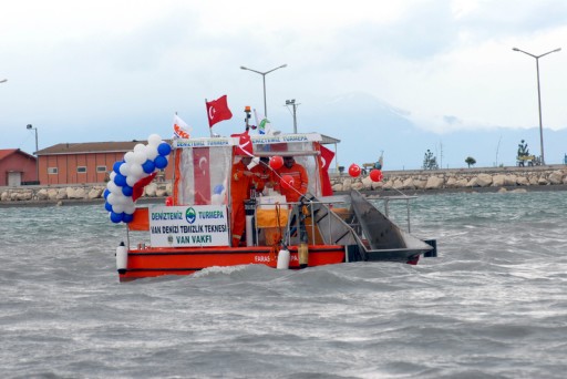 Deniz Süpürgesi Kaptan Bekliyor