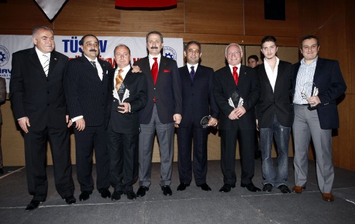 TÜSİAV Ödülleri Sahiplerini Buldu