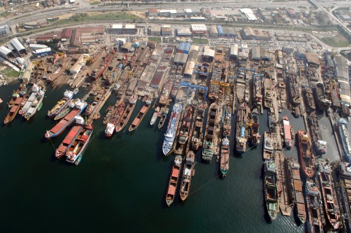 İki Ünlü İş Adamından Rekor Gemi Siparişi