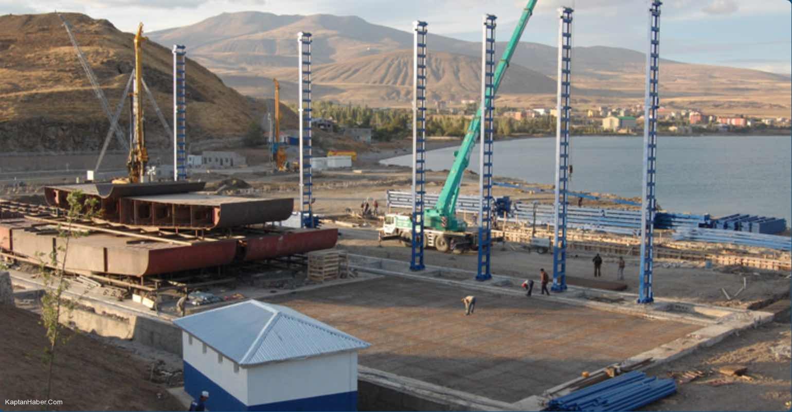 Van Gölü feribotlarla ekonomik canlılık kazanacak