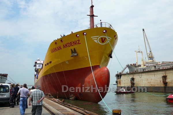 Varkan Akdeniz Törenle Suya İndirildi