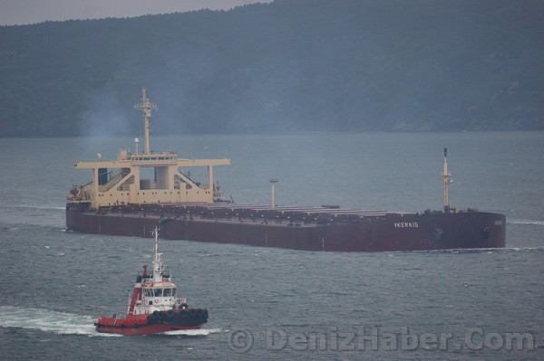 En Büyük Gemi V. Kerkis Boğaz'dan geçti