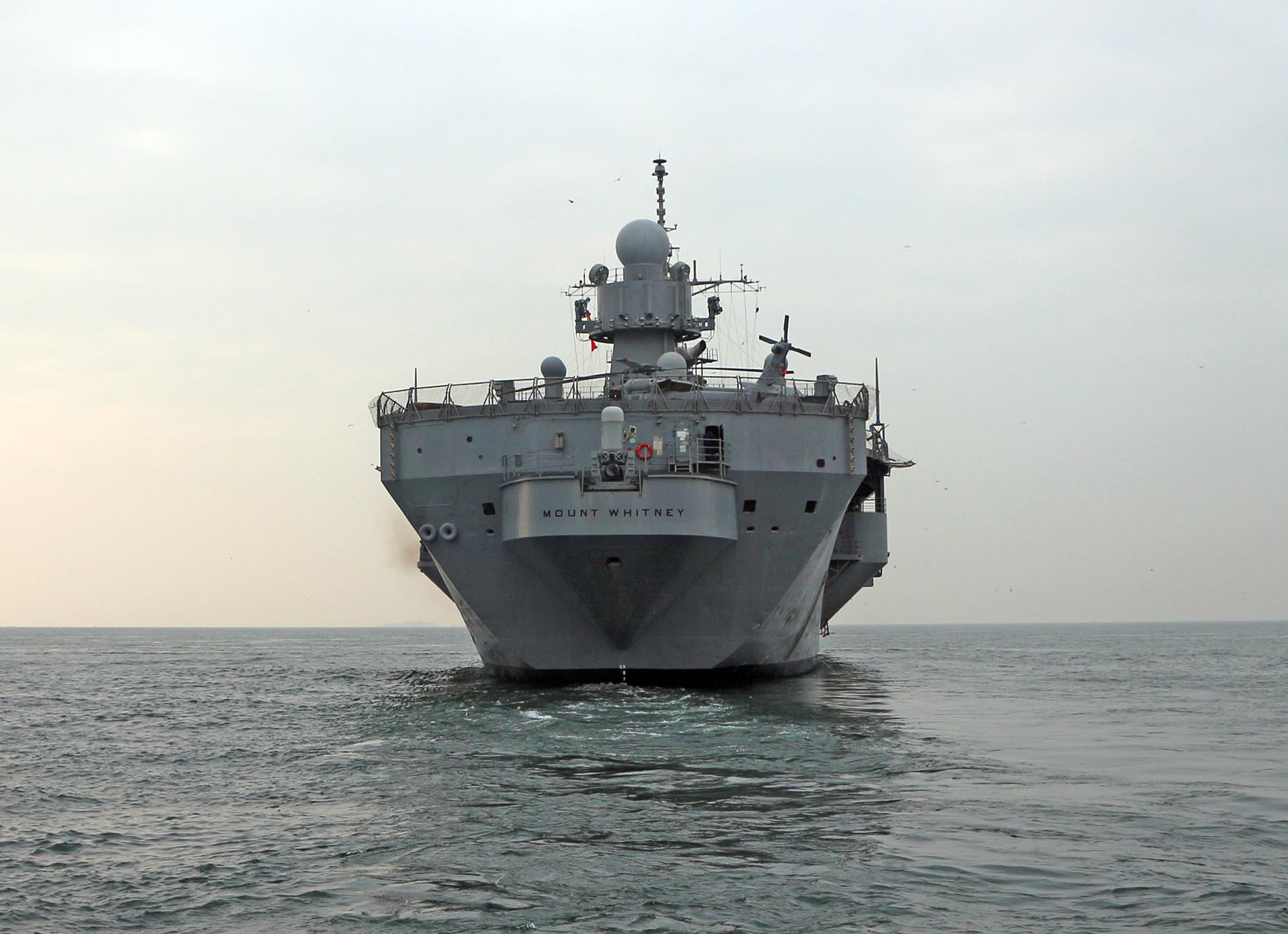 USS Mount Whitney İstanbul'dan Ayrıldı