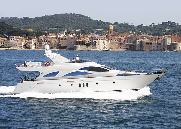 XS İsimli Yat Yanarak Battı