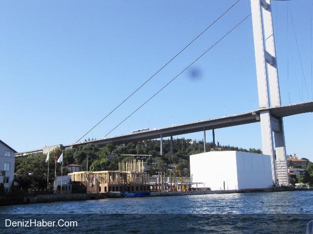 Boğaz&#039;da Gizemli Kutu