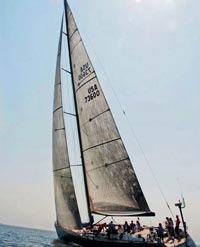 İtalyan mavisinde tek Türk teknesi