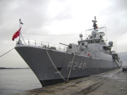 TCG Yavuz&#039; a Rize&#039;de Büyük İlgi