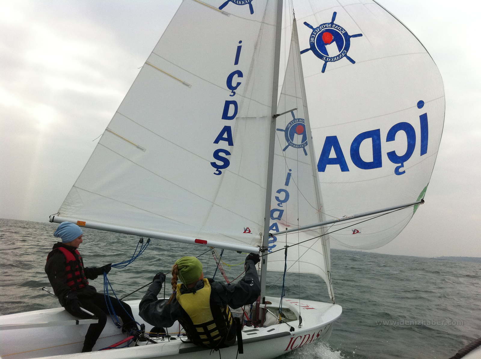 Yelken Gösterisiyle Denizci Selamı