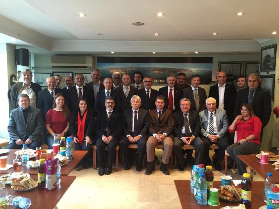 Denizciler Van Kahvaltı Sofrasında Buluştu