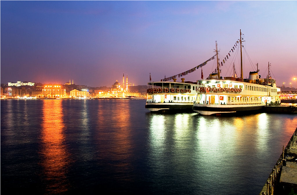 Yılbaşı Gecesi Vapurlar Bedava...