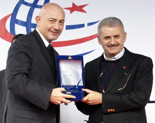 Yıldırım: "İskele Lodos Nedeniyle Battı"