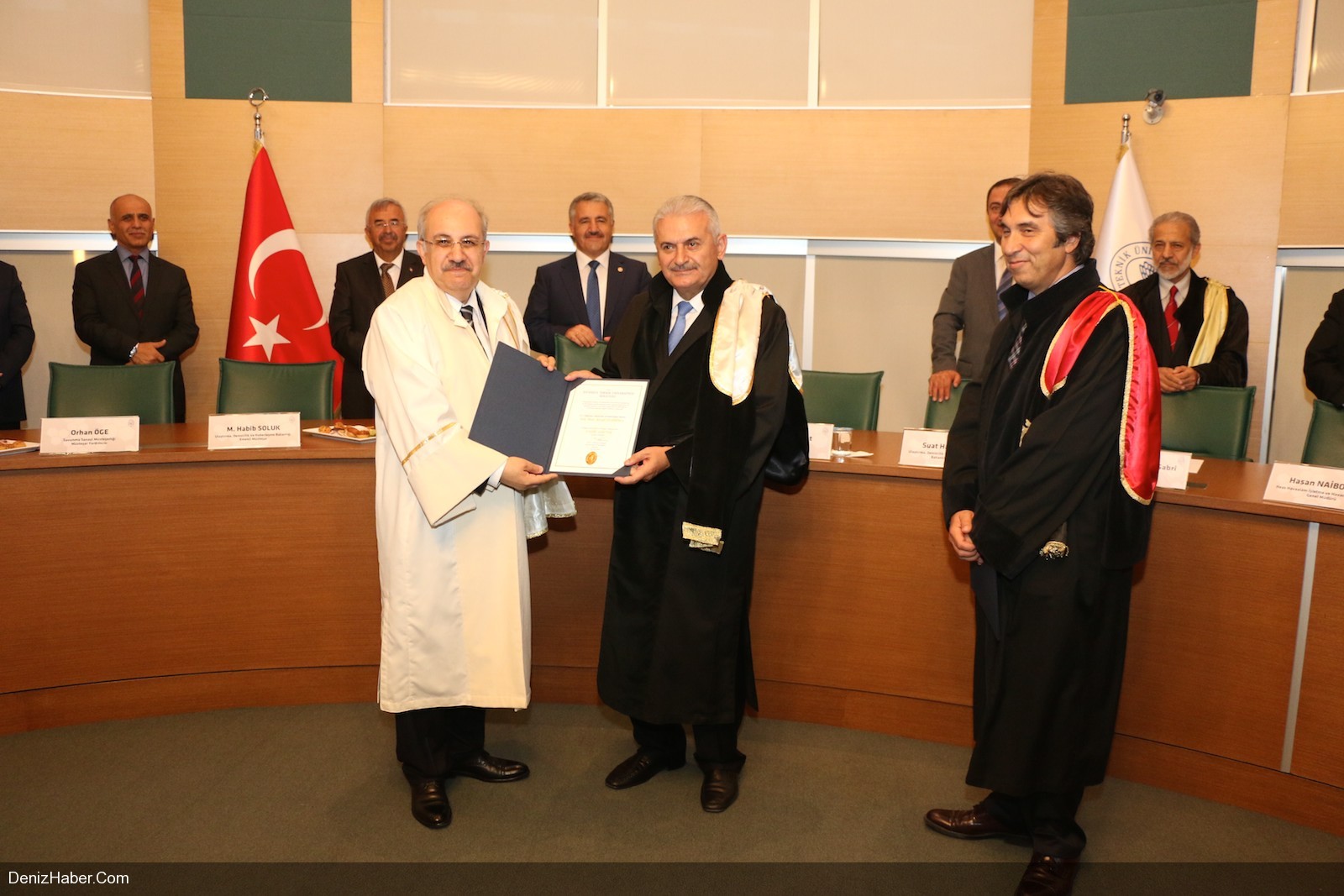 İTÜ'den Binali Yıldırım'a Fahri Doktora