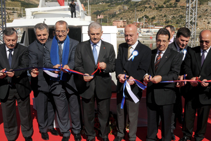 Bakan Yıldırım Yat Limanı Açtı