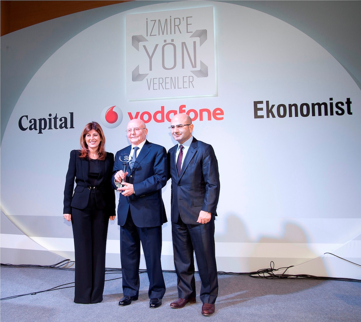 İzmir’e yön verenler ödüllendirildi