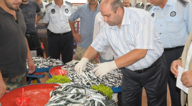 Balık Tezgahları Denetlendi