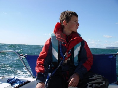 16 Yaşında Tekneyle Dünya Turu