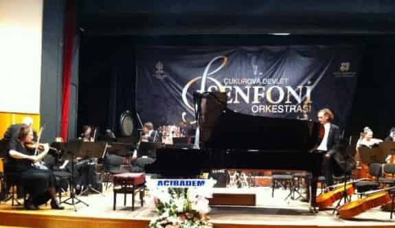 Acıbadem Sanatseverin Yanında