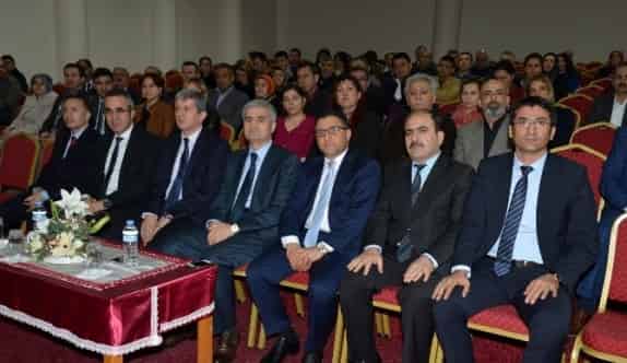 Adana’da “Aday Öğretmen Yetiştirme Süreci Danışman Öğretmen Eğitimi Semineri”