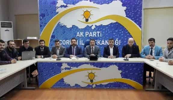 AK Parti İl Başkanı Bekiroğlu, Gençlerle Buluştu
