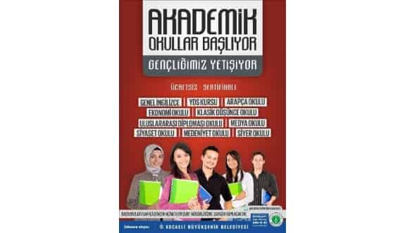 Akademik Okullar’da Eğitimler Sürüyor