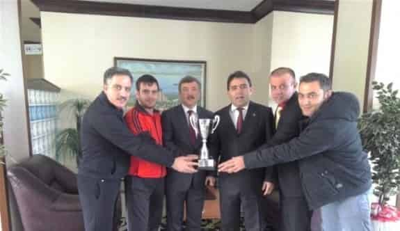 Altınova Tersaneler Güreş Takımı Yalova’nın Gururu