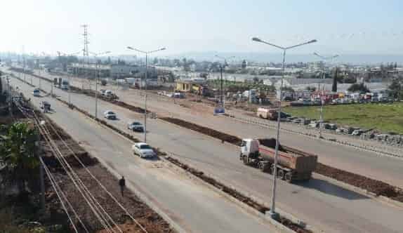 Altınova Yolu Gün Sayıyor