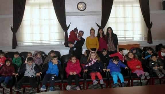 Anaokulu Öğrencilerinden Belediye’ye Ziyaret