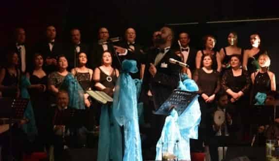 Asev Tsm Korosu ‘Ödüllü Şarkılar’ı Seslendirdi