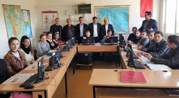 Başkan Oral, Makedon Öğrencilerle Buluştu