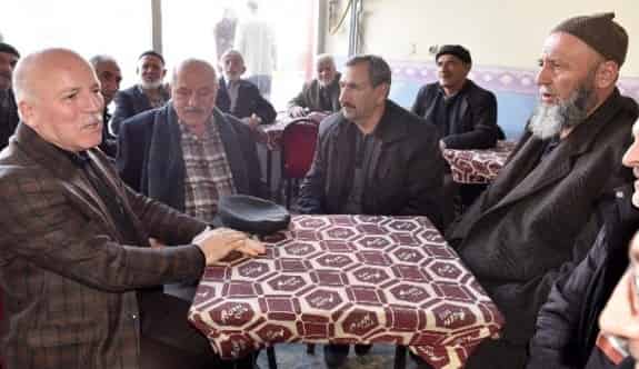 Başkan Sekmen, Vatandaşların Sorunlarını Dinledi