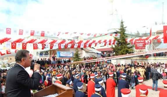 Başkan Tuna, Arslanköy’ün Kurtuluşunun Yıldönümünü Kutladı