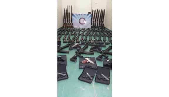 Bolu’da Kamyonetten Cephanelik Çıktı