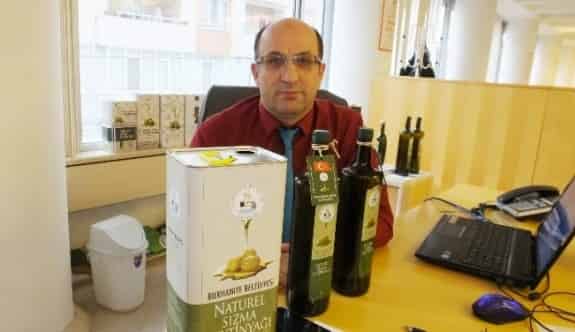 Burhaniye Belediyesi Zeytinyağı Satışına Başladı