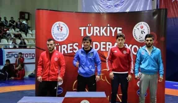 Büyükşehir Minderde Türkiye Şampiyonu