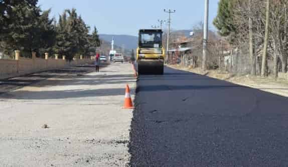 Büyükşehir’den Yazır’a Sıcak Asfalt