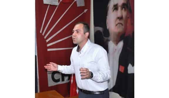 CHP’li Sinan Sarıküse Küçükmenderes’i Adımladı