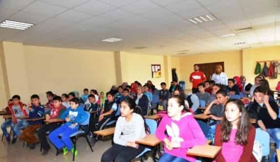 Çocuk Meclisi Üyelerine Uygulamalı Sivil Savunma Eğitimi