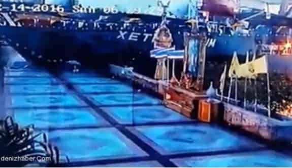 Dümeni Kilitlenen Gemi Karaya Oturdu