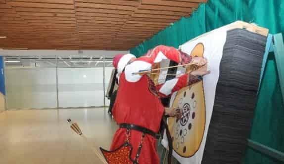 Geleneksel Okçular Yaylarını Birincilik İçin Gerdi