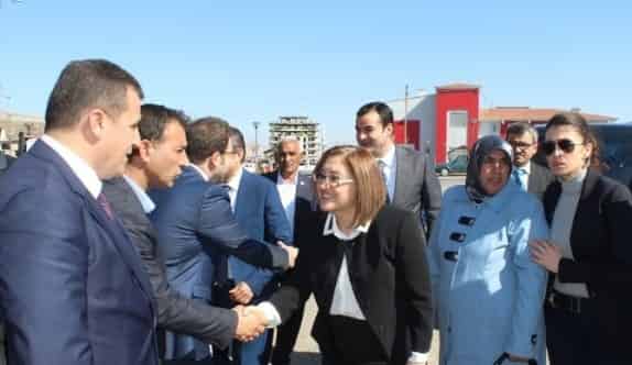 Hayvan Sahiplerine Süt Yemi Dağıtıldı