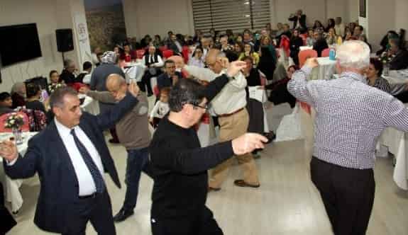 Karahallılar, İstanbul’da Düğün Yemekleri Gecesinde Buluştu