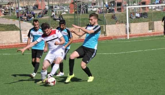 Karaköprü Belediyespordan Tarihi Fark