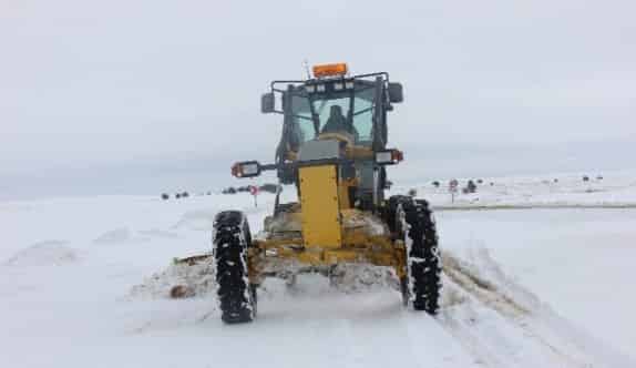 Köy Yollarında Karla Mücadele Sürüyor