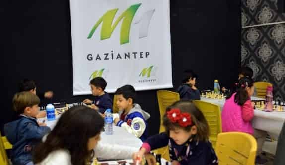M1’de Satranç Turnuvası