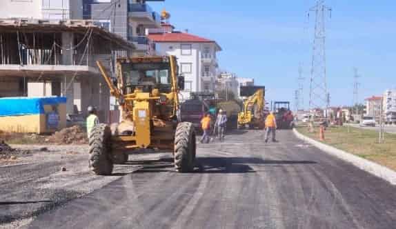 Manavgat Sarılar’a Sıcak Asfalt