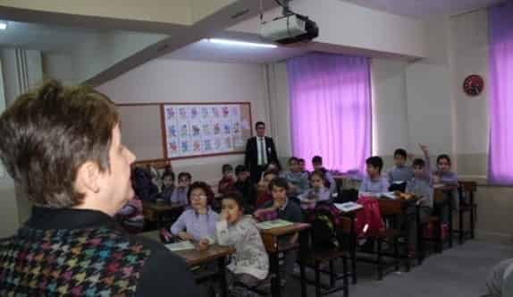Öğrencilere Vergi Bilinci Semineri Düzenlendi