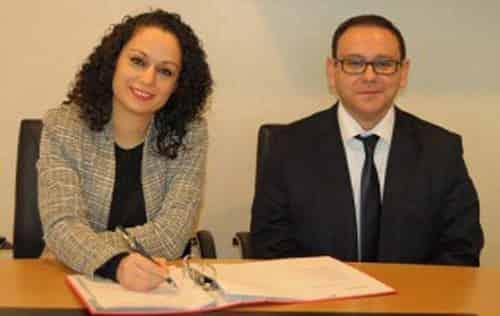 Okul Müdürlerine &quot;Yönetici Eğitim Seminerleri &quot; Veriliyor