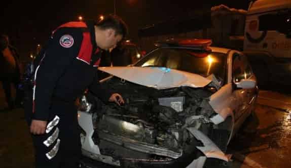 Polisten Kaçan Sürücü Zincirleme Kazaya Neden Oldu