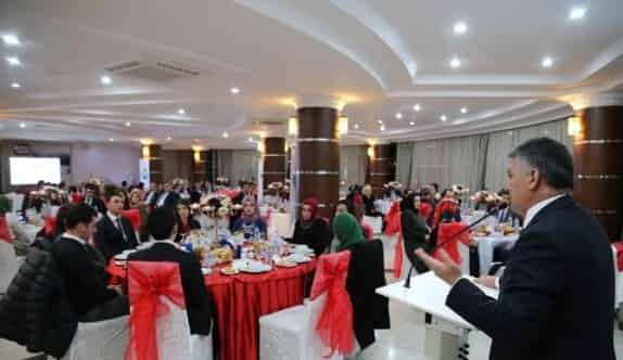 Rize’de Eğitime Renk Katanlar Ödüllendirildi