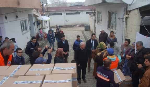 Roman Vatandaşlara Erzak Yardımı